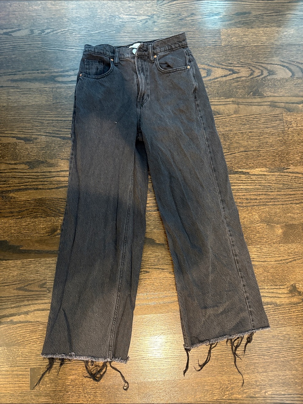 Women’s Black Washed Nora Low Rise Wide Leg Denim Jeans. Size:24